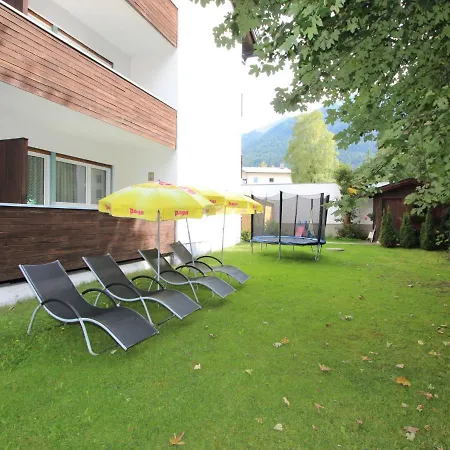 Appartement Am Birkenhain-3 *